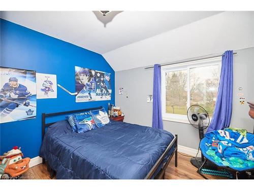 904 Robinson Road, Dunnville, ON - Indoor Photo Showing Bedroom