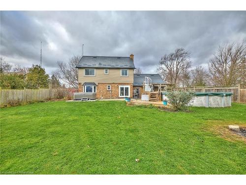 904 Robinson Road, Dunnville, ON - Outdoor With Backyard