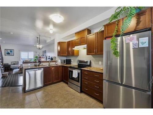 27 Edenrock Drive, Hamilton, ON - Indoor Photo Showing Kitchen