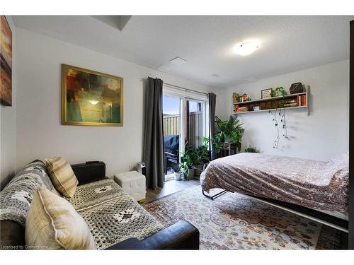 27 Edenrock Drive, Hamilton, ON - Indoor Photo Showing Bedroom