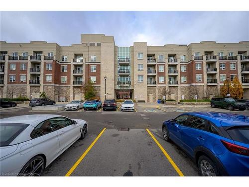 428-216 Oak Park Boulevard, Oakville, ON - Outdoor With Balcony