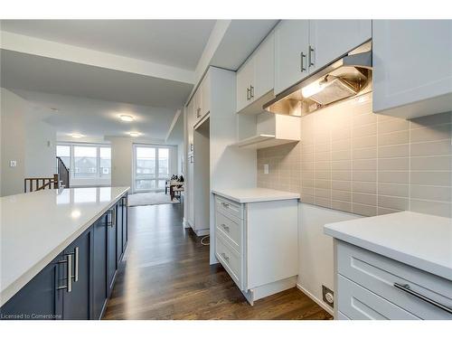 14-2273 Turnberry Road, Burlington, ON - Indoor Photo Showing Kitchen