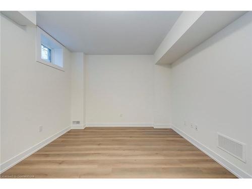 14-2273 Turnberry Road, Burlington, ON - Indoor Photo Showing Other Room