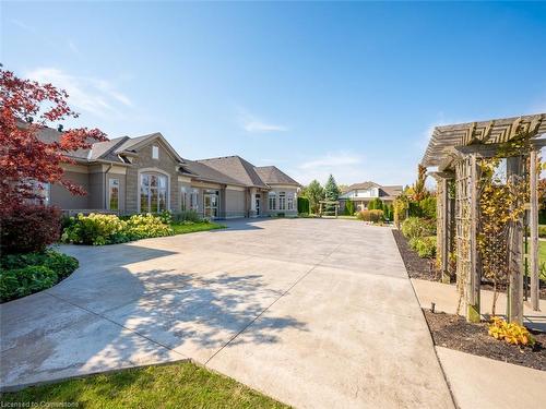 32 Abbotsford Trail, Hamilton, ON - Outdoor With Facade