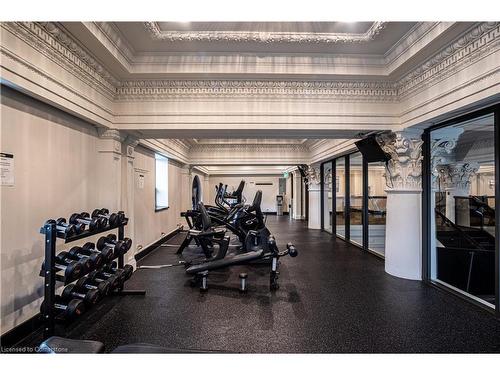 919-118 King Street E, Hamilton, ON - Indoor Photo Showing Gym Room