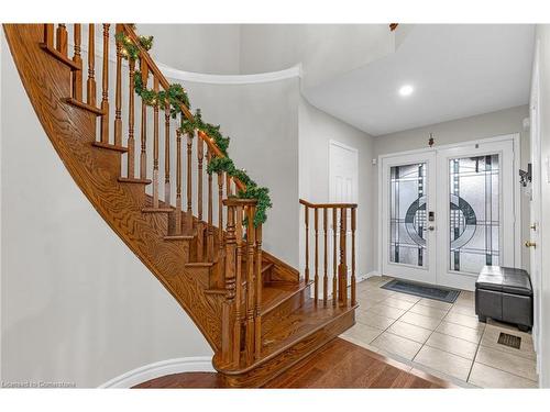 393 Old Mud Street, Stoney Creek, ON - Indoor Photo Showing Other Room