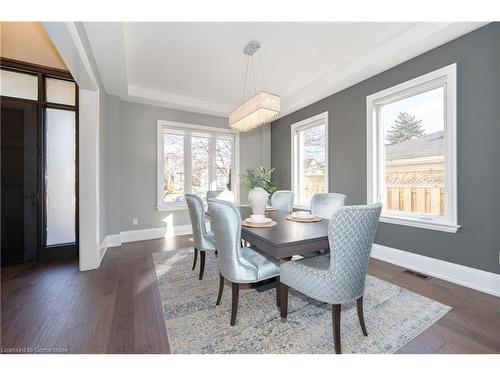 430 Stanfield Drive, Oakville, ON - Indoor Photo Showing Dining Room