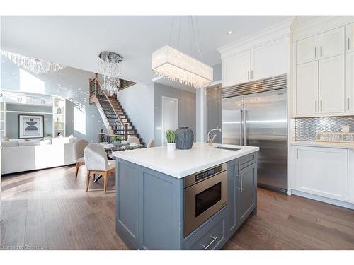 430 Stanfield Drive, Oakville, ON - Indoor Photo Showing Kitchen With Stainless Steel Kitchen