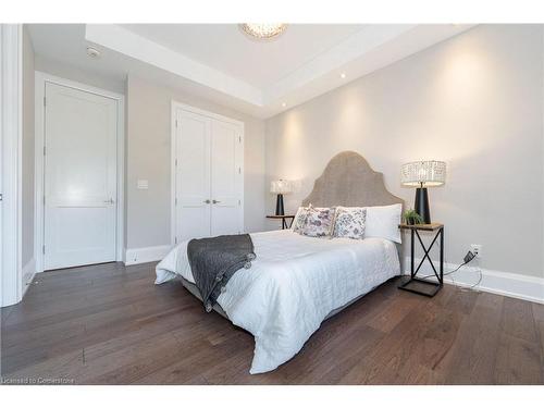 430 Stanfield Drive, Oakville, ON - Indoor Photo Showing Bedroom