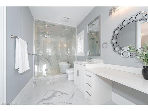 430 Stanfield Drive, Oakville, ON - Indoor Photo Showing Bathroom