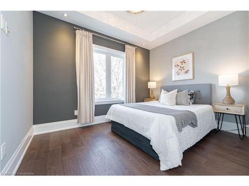 430 Stanfield Drive, Oakville, ON - Indoor Photo Showing Bedroom