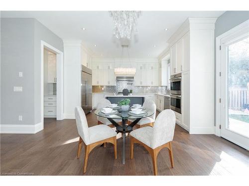 430 Stanfield Drive, Oakville, ON - Indoor Photo Showing Dining Room