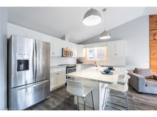 78 Silverwood Avenue, Welland, ON - Indoor Photo Showing Kitchen With Stainless Steel Kitchen