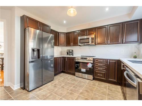 82 Barrett Avenue, Brantford, ON - Indoor Photo Showing Kitchen