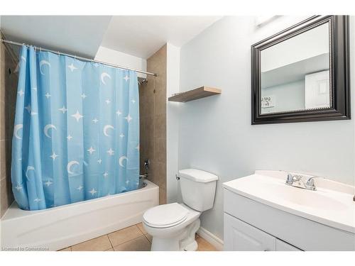 82 Barrett Avenue, Brantford, ON - Indoor Photo Showing Bathroom