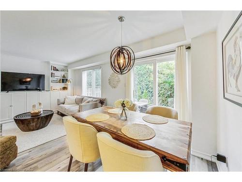 1-39 Panabaker Drive, Ancaster, ON - Indoor Photo Showing Dining Room