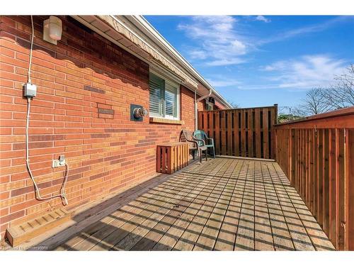 18-1030 Colborne Street E, Brantford, ON - Outdoor With Exterior