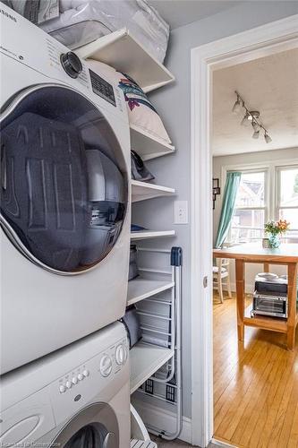 1125 Cannon Street E, Hamilton, ON - Indoor Photo Showing Laundry Room