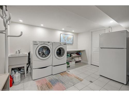 2428 Lakeshore Road, Burlington, ON - Indoor Photo Showing Laundry Room