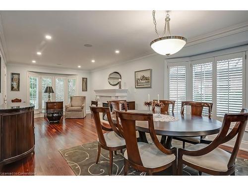 2428 Lakeshore Road, Burlington, ON - Indoor Photo Showing Dining Room