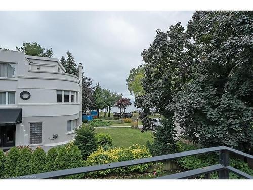 2428 Lakeshore Road, Burlington, ON - Outdoor