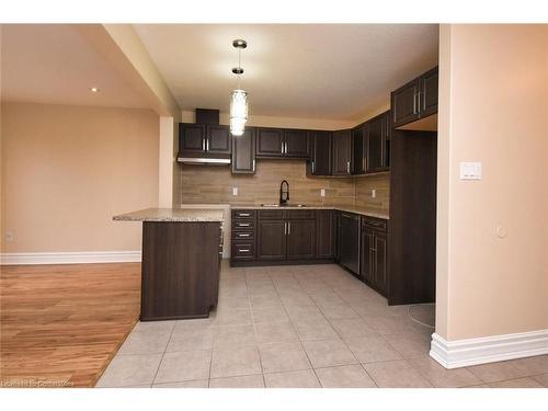 172 Preston Drive, Orangeville, ON - Indoor Photo Showing Kitchen