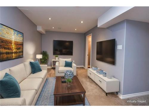 172 Preston Drive, Orangeville, ON - Indoor Photo Showing Living Room