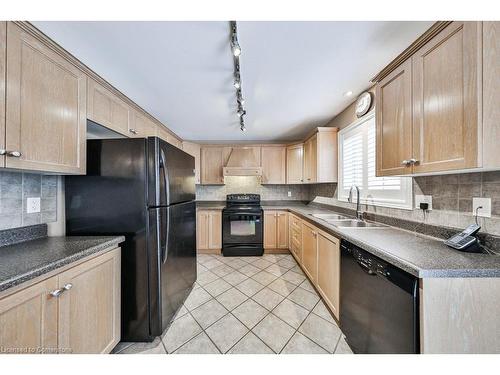 5380 Kindos Street, Burlington, ON - Indoor Photo Showing Kitchen With Double Sink