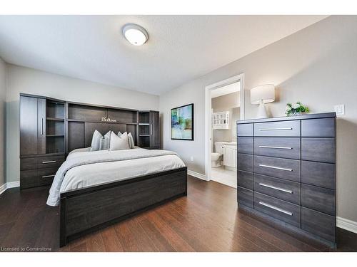 5380 Kindos Street, Burlington, ON - Indoor Photo Showing Bedroom