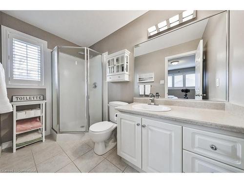 5380 Kindos Street, Burlington, ON - Indoor Photo Showing Bathroom