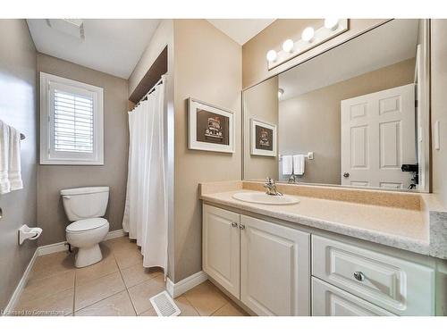 5380 Kindos Street, Burlington, ON - Indoor Photo Showing Bathroom