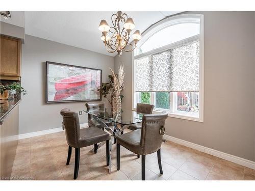 14 Evergreens Drive, Grimsby, ON - Indoor Photo Showing Dining Room