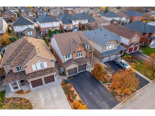 14 Evergreens Drive, Grimsby, ON - Outdoor With Facade