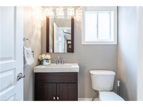 14 Evergreens Drive, Grimsby, ON - Indoor Photo Showing Bathroom