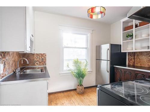 142 Bold Street, Hamilton, ON - Indoor Photo Showing Kitchen With Double Sink