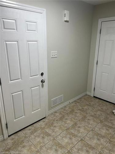 140 Windflower Drive, Kitchener, ON - Indoor Photo Showing Other Room