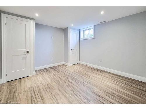 20 Highland Road W, Stoney Creek, ON - Indoor Photo Showing Other Room