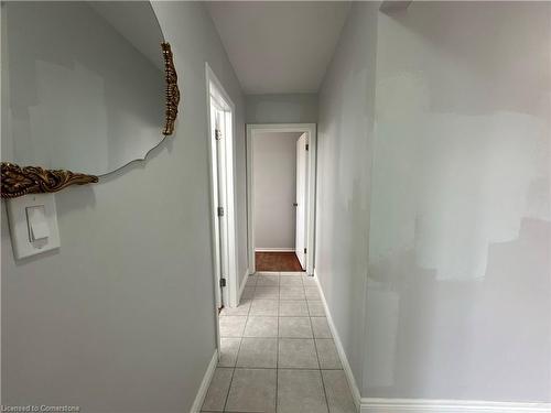 20 Highland Road W, Stoney Creek, ON - Indoor Photo Showing Other Room