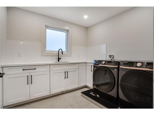 941 Old Mohawk Road, Ancaster, ON - Indoor Photo Showing Laundry Room