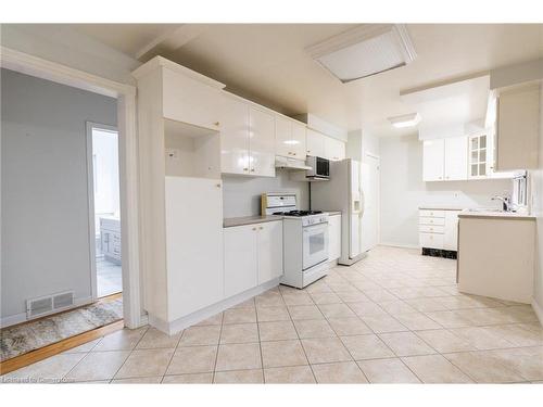 1 Cherrylane Drive, St. Catharines, ON - Indoor Photo Showing Kitchen