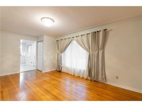 1 Cherrylane Drive, St. Catharines, ON - Indoor Photo Showing Other Room