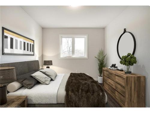 92-4552 Portage Avenue, Niagara Falls, ON - Indoor Photo Showing Bedroom