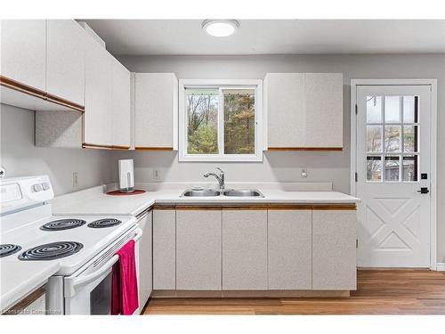 1010 Well Street, Wilberforce, ON - Indoor Photo Showing Kitchen With Double Sink