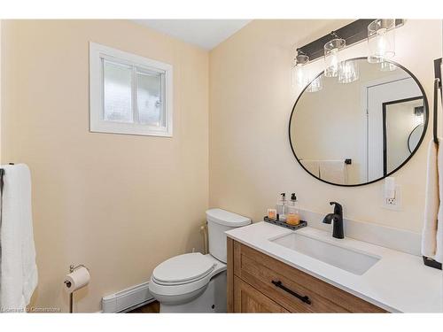 1010 Well Street, Wilberforce, ON - Indoor Photo Showing Bathroom