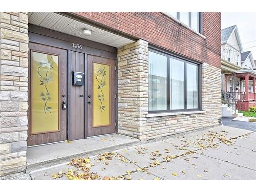 2-1476 Barton Street E, Hamilton, ON - Outdoor