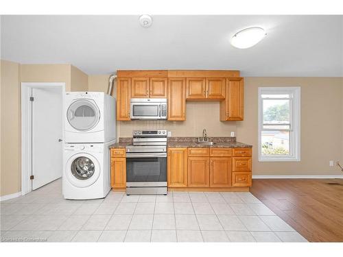 Upper Floor-442 Mary Street, Hamilton, ON - Indoor Photo Showing Laundry Room