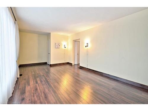 1476 Barton Street E, Hamilton, ON - Indoor Photo Showing Other Room