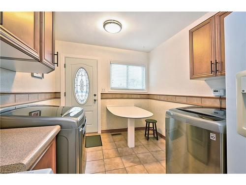 1476 Barton Street E, Hamilton, ON - Indoor Photo Showing Laundry Room