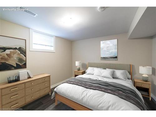 Lower-37 St. Augustine Avenue, Welland, ON - Indoor Photo Showing Bedroom