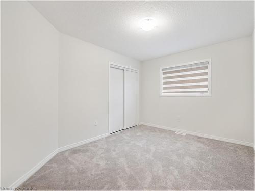 139 Munro Circle, Brantford, ON - Indoor Photo Showing Other Room